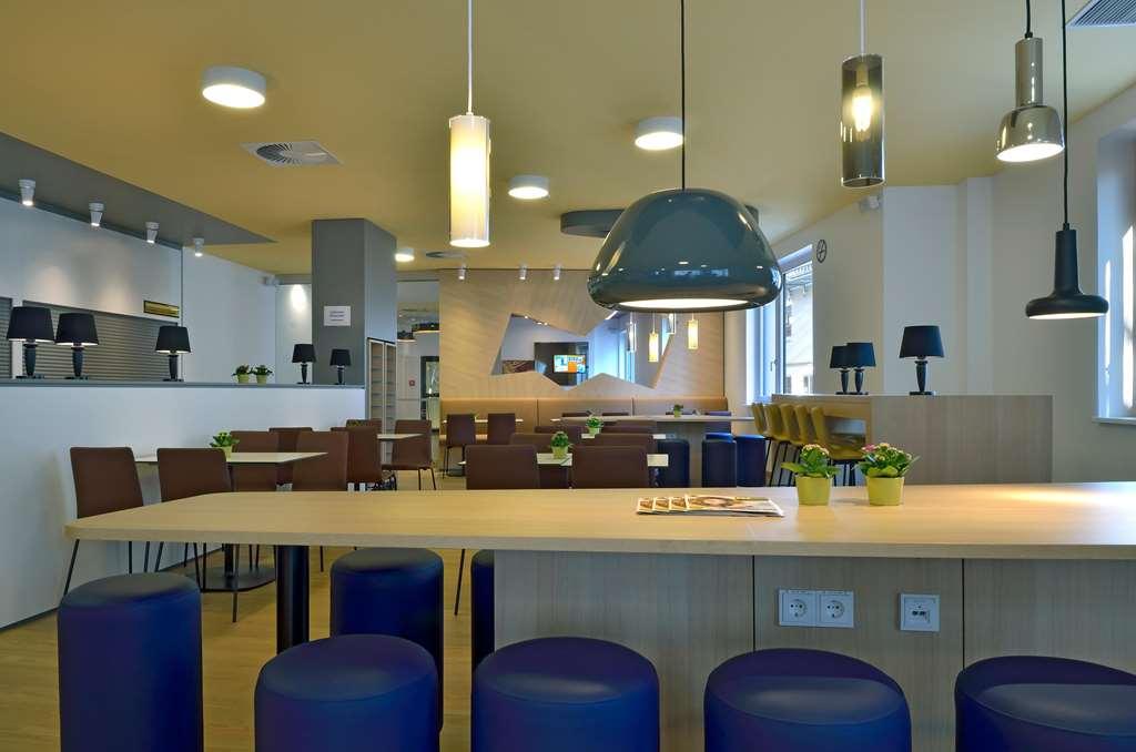 B&B Hotel Байройт Екстериор снимка