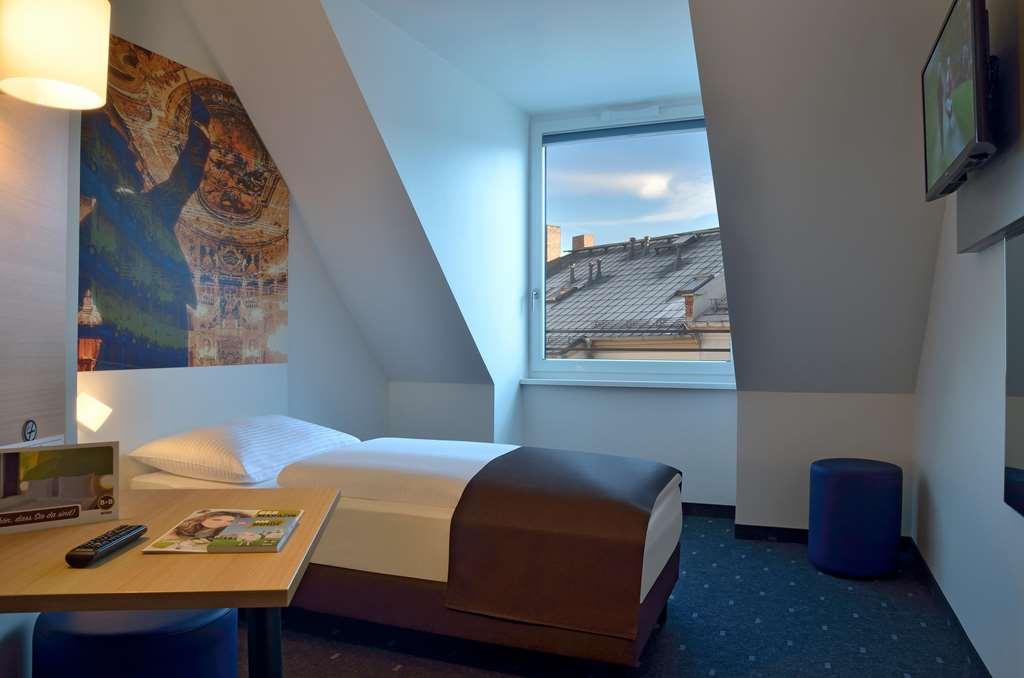 B&B Hotel Байройт Стая снимка