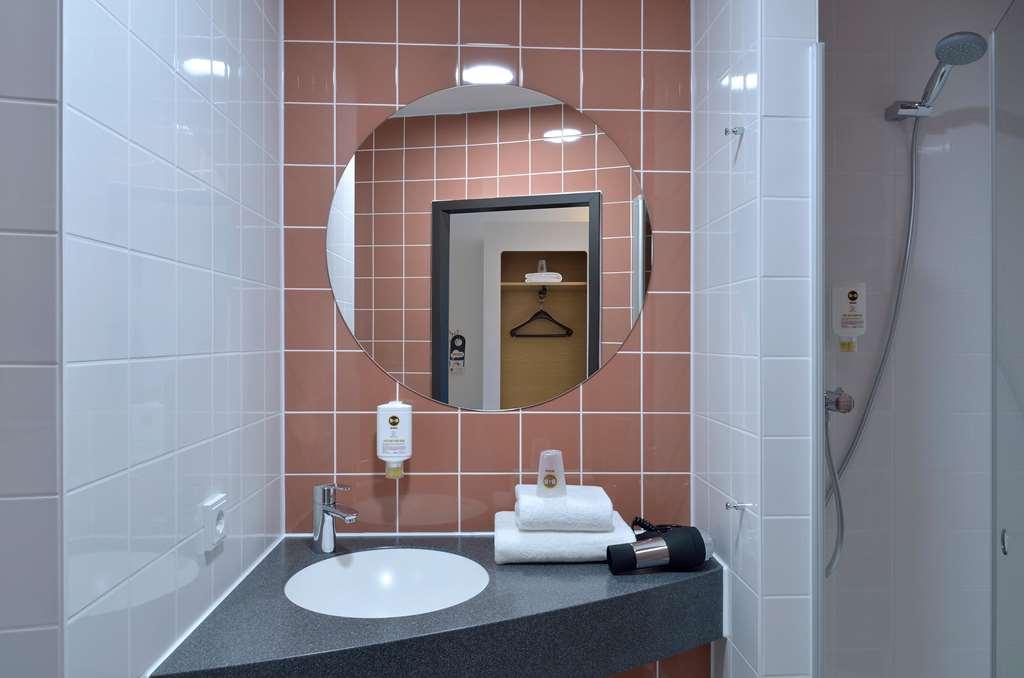 B&B Hotel Байройт Екстериор снимка