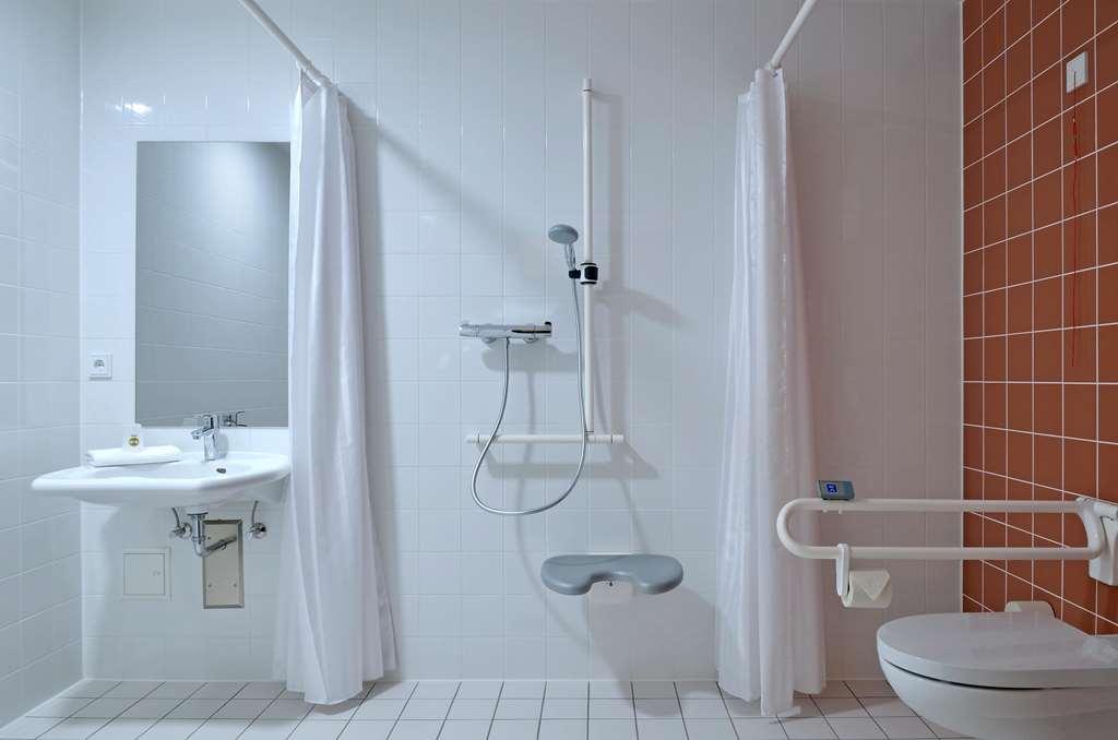 B&B Hotel Байройт Екстериор снимка