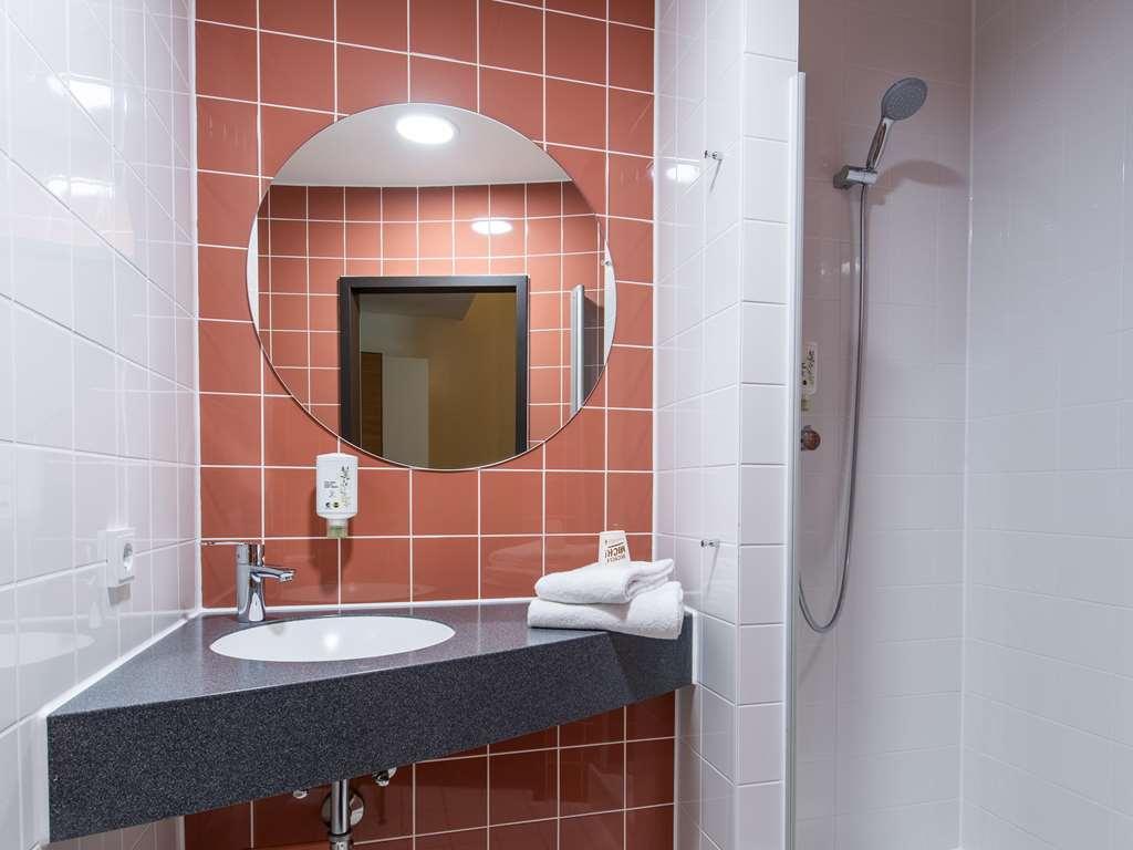 B&B Hotel Байройт Стая снимка
